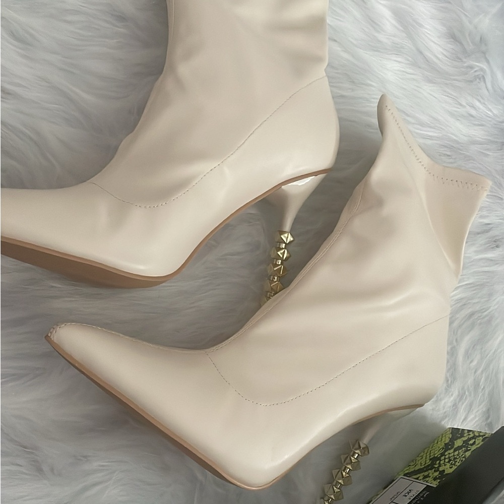NEW CR Heeled Boots